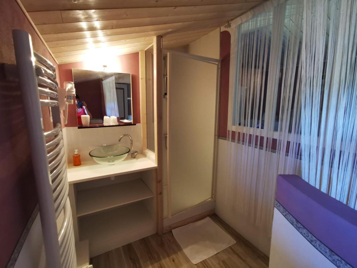Viscomtat Le Moulin De La Fortie, Maison D'Hotes المظهر الخارجي الصورة