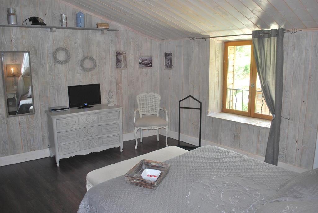 Viscomtat Le Moulin De La Fortie, Maison D'Hotes الغرفة الصورة